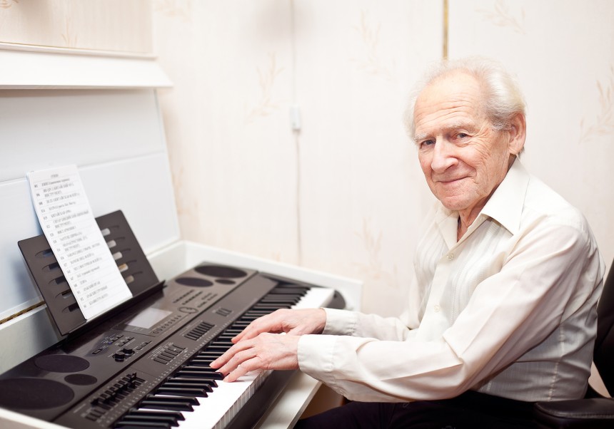 Maladie d’Alzheimer : Les bénéfices de la musique sur le cerveau
