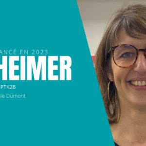 Quel est le rôle du gène PTK2B dans les altérations neuronales observées dans la maladie d’Alzheimer ?